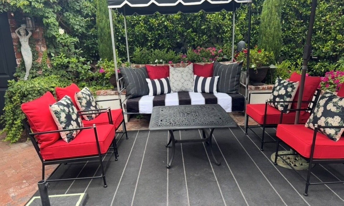 Belmont Shore House | Maison de Fleurs, BELMONT SHORE FAVORITE Private Yard, Garage