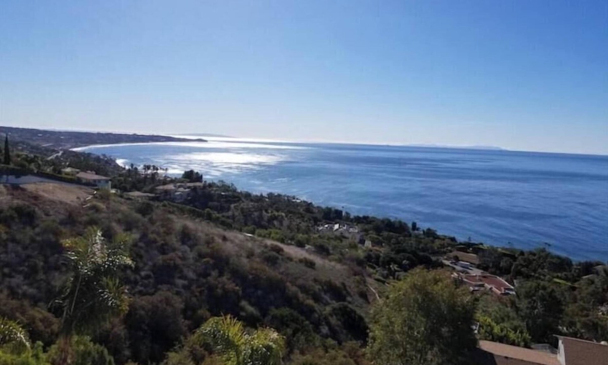 Western Malibu Apartment | Malibu Everafter 2 Adjoining guest apartments sleeps 8