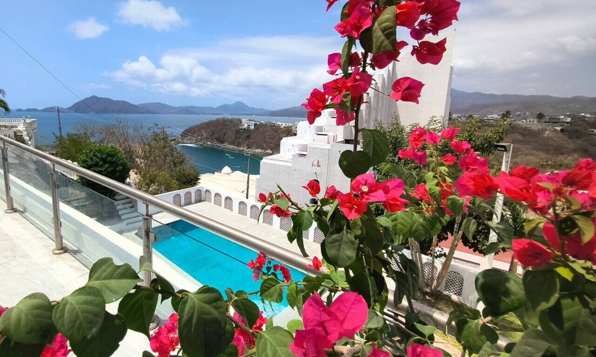 Peninsulas de Santiago House | Manzanillo Home with Stunning Roof Top Ocean Views - Pet Friendly