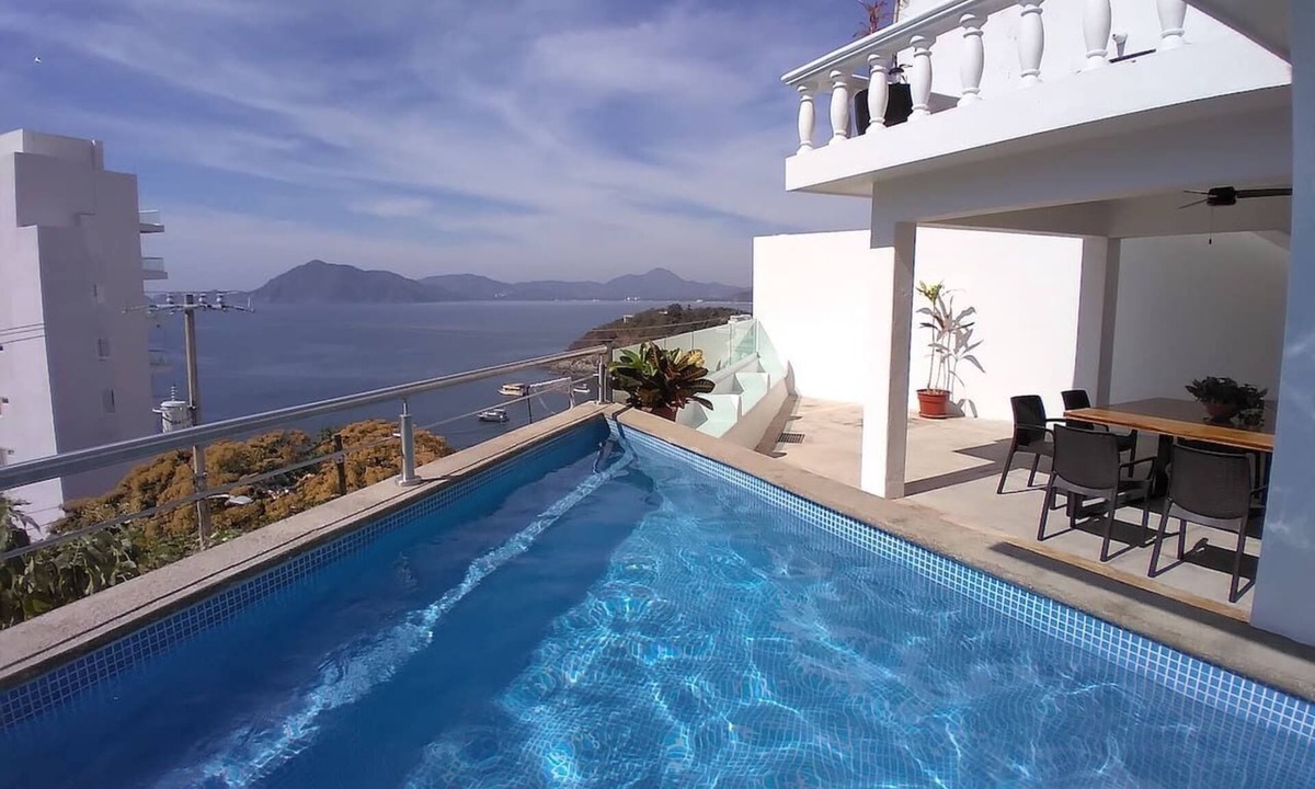 Las Hadas House | Manzanillo Private Plunge Pool Ocean Views
