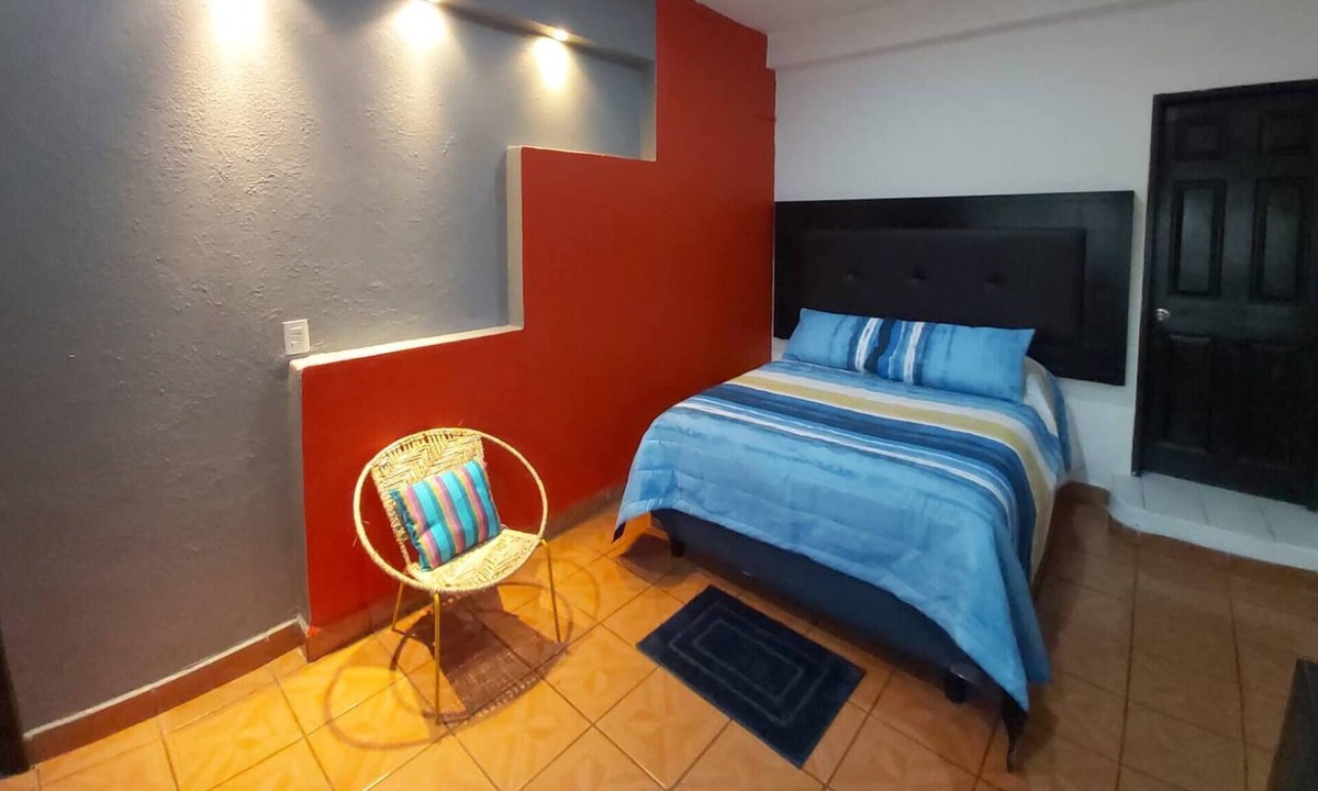 Lazaro Cardenas Condo | Marcelos Place B11 Cozy Dowtown Apartmen