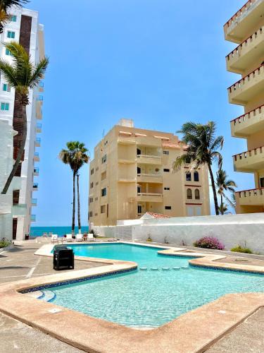 Marina Mazatlan Apartment | Marina del Sol 402 Vista al Mar