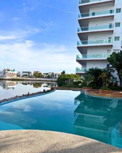 Marina Mazatlan Apartment | Marina Mazatlán Getaway, Terraza & Comodidad