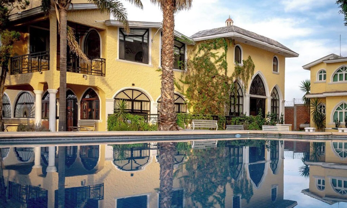 San Agustin Villa | Mexican Villa.nGrand home with private pool, space, view, and total relaxation.
