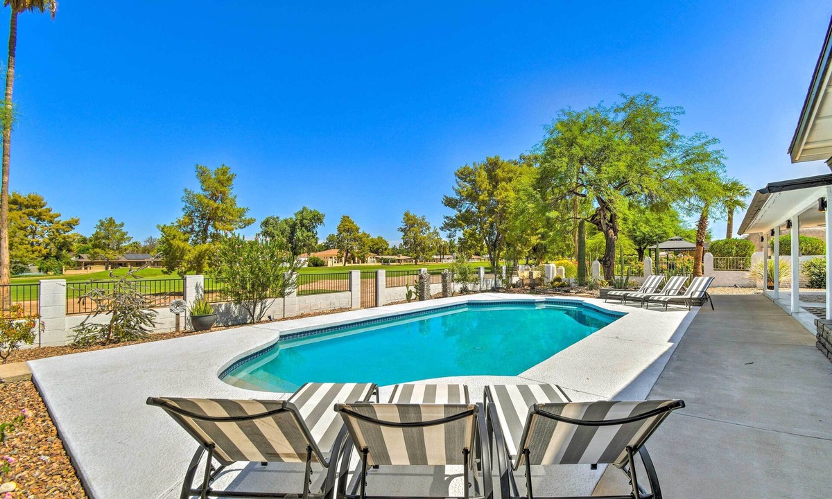 Moon Mountain Vistas House | Modern Phoenix Home: Poolside Family Retreat!