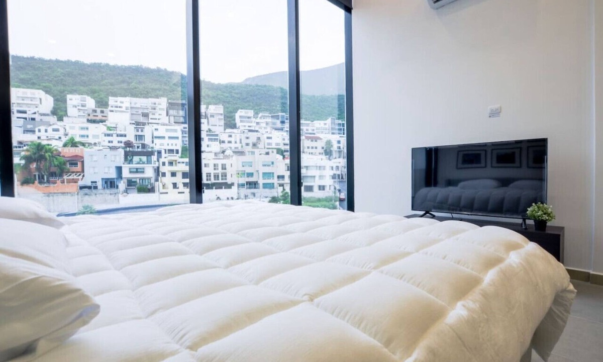 Monterrey Apartment | ¡Moderno Loft en San Jerónimo! Cama King + Wifi