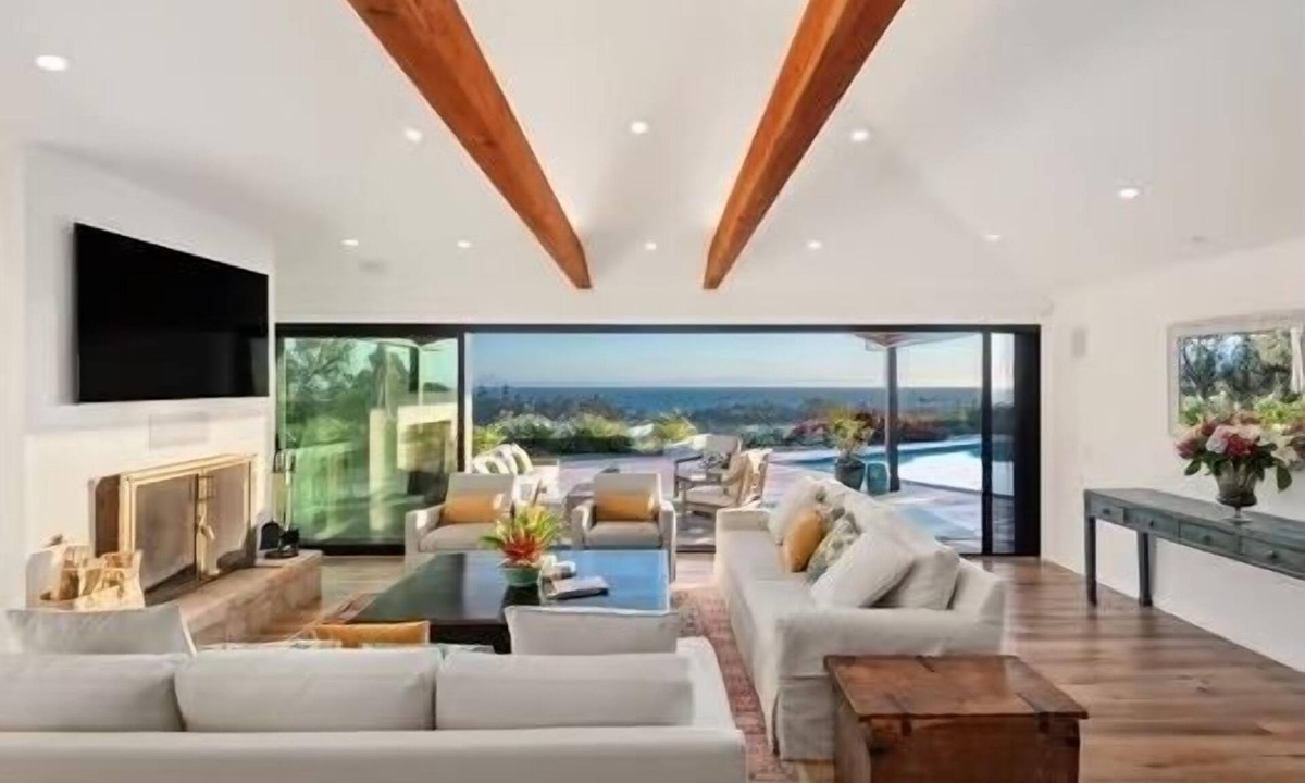 Eucalyptus Hill House | Montecito Modern Farmhouse with stunning ocean views & pool. Dog friendly