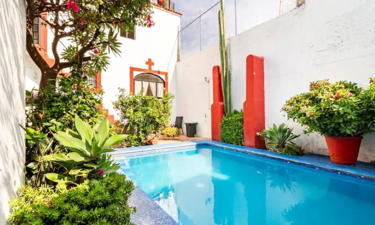 Downtown Guadalajara House | Mountain Cottage with Studio (Pet-Friendly)