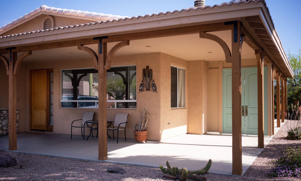 Tucson Estates House | Mountain View on the Foothills of Tucson Estates