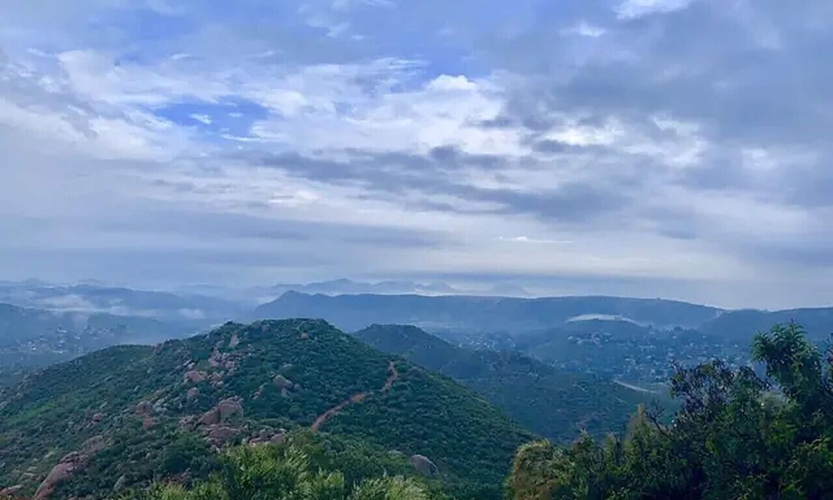 San Diego Country Estates House | Mountain Views at Modern Cozy Wine Country Home, Steps Away from Hiking Trails