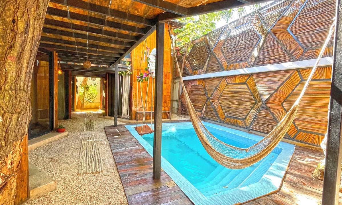 Tulum City Center Hostel | Mr Pakal Tulum