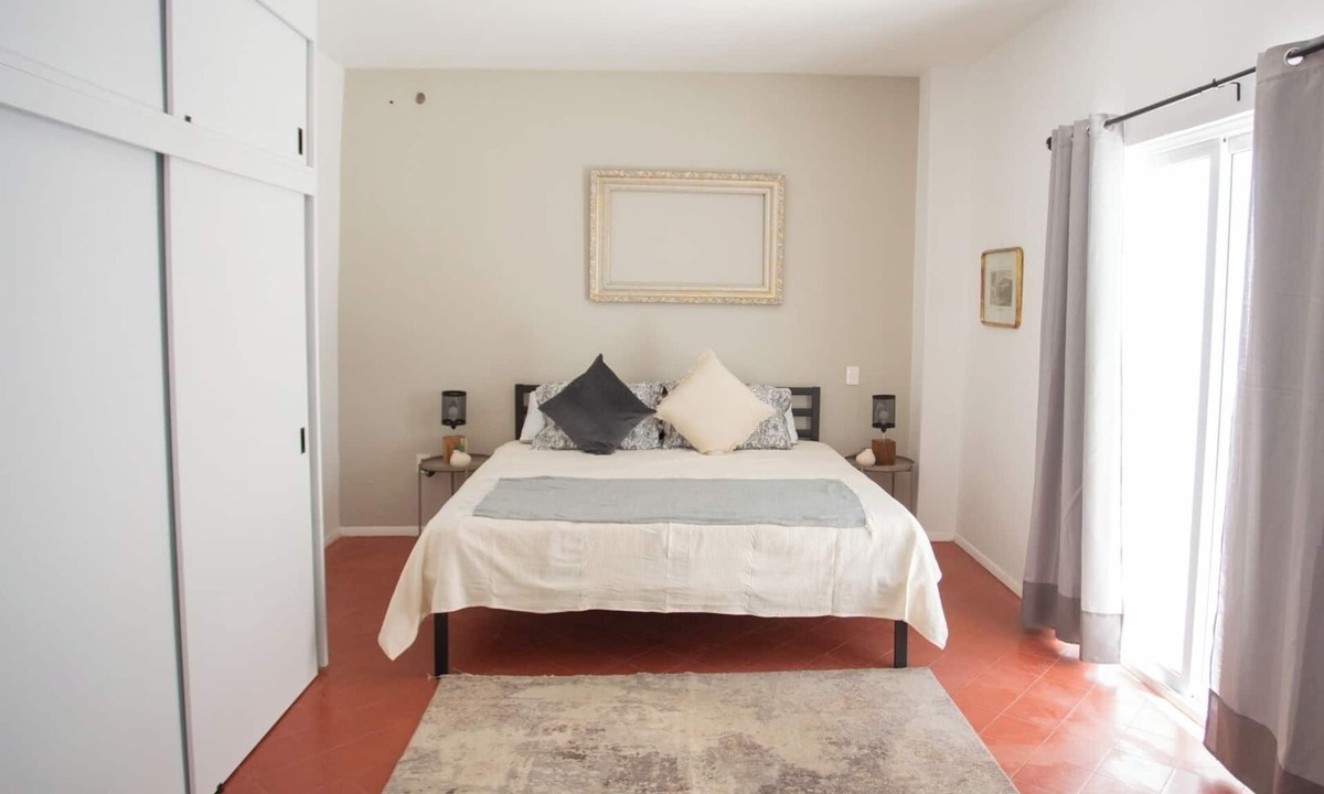 Zona Minerva House | Mr. W | Classic House 5BR in Coolest Neighbourhood