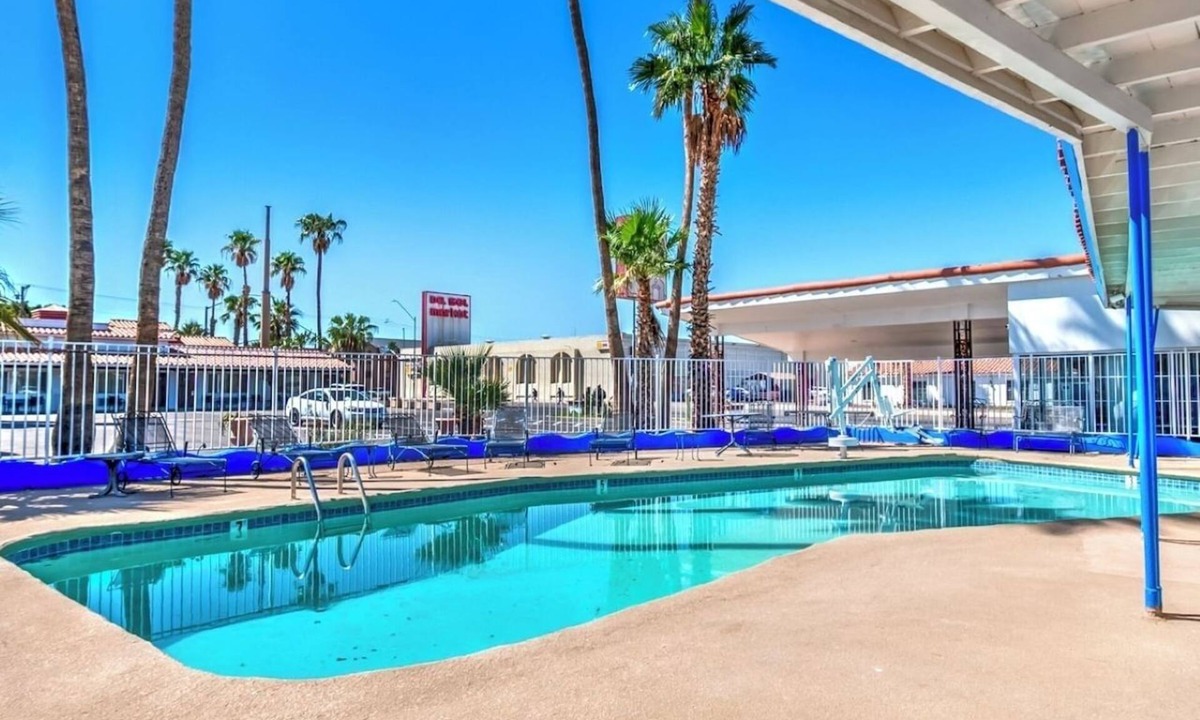 Yuma Townsite Hotel | Near Colorado River Scenic Walks | Outdoor Pool & Free Parking