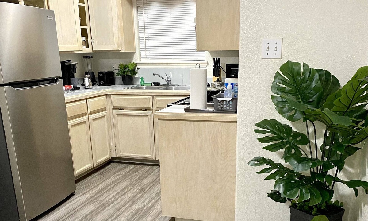 McAllen Apartment | NEW! 🌟 5 min from ✅Mall, Downtown, Airport & Dining❤️!