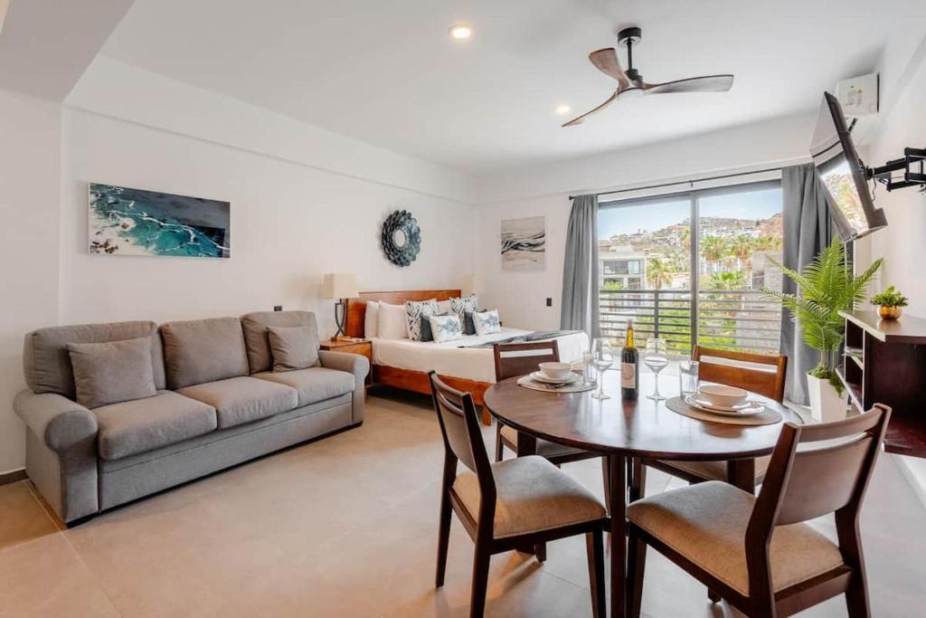 Centro Apartment | New Listing Luxury Stay in Cabo San Lucas