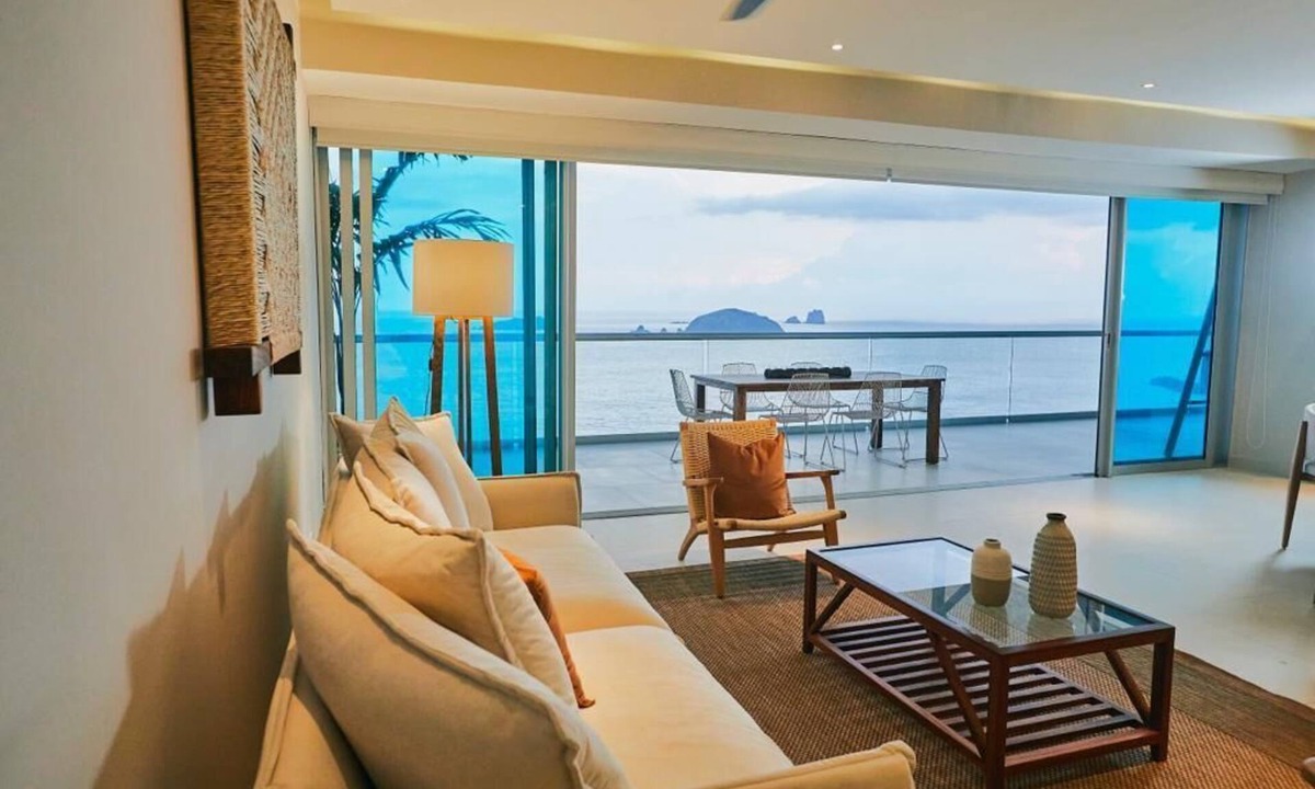 Ixtapa Condo | New Luxury 3bdr Beachfront Condo at Peninsula Ixtapa