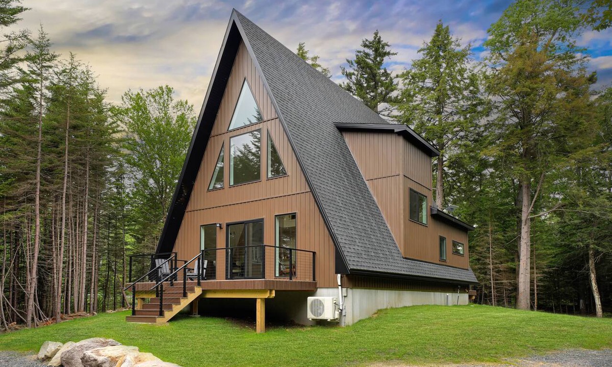 Forestport Cabin | New Luxury A-Frame Cabin, 10 Min from Old Forge with Hot tub and Privacy