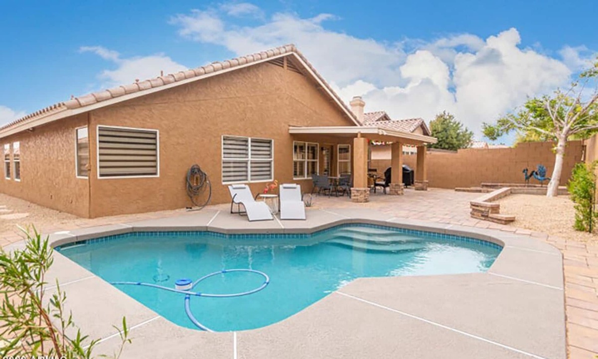 Arrowhead Shores House | New Remodel minutes from Lake, Sports and Arrowhead Ranch