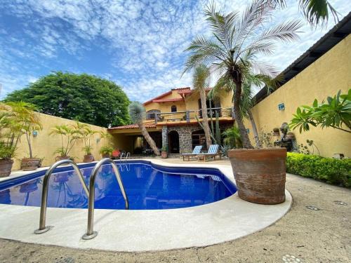 Dario Galeana House | nice vacation home