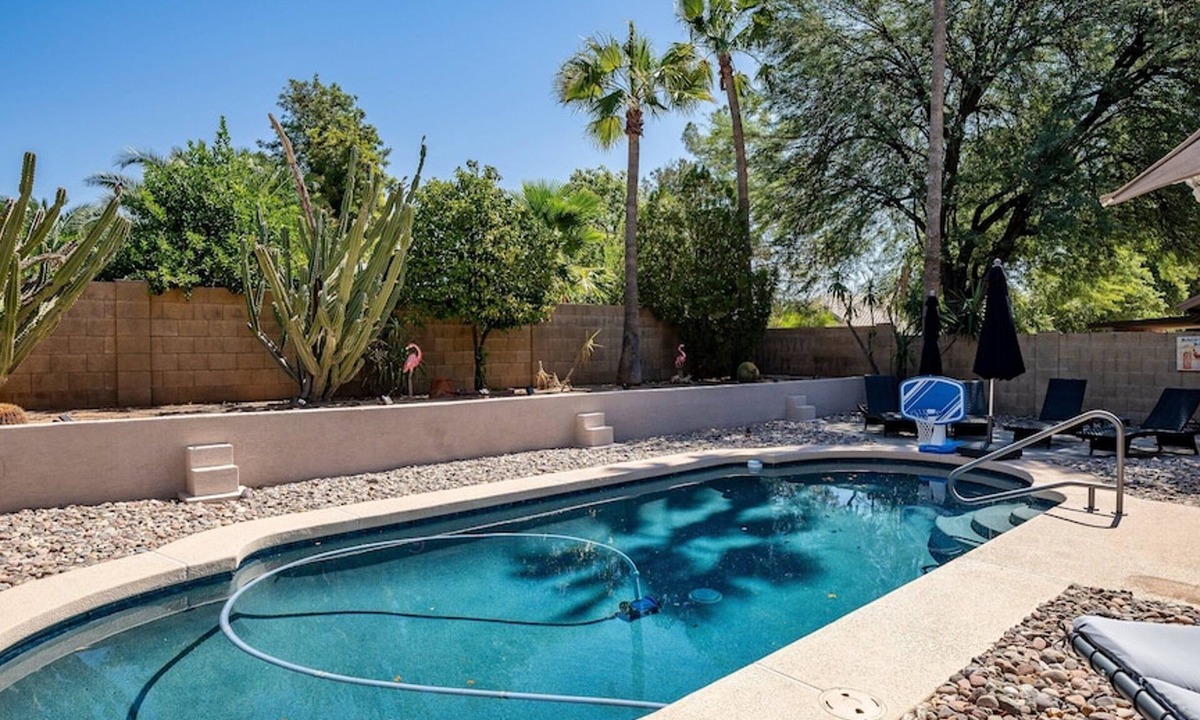 Park Hill House | North Phoenix 4 Bdrm Vacation Home w/Pool & Games!
