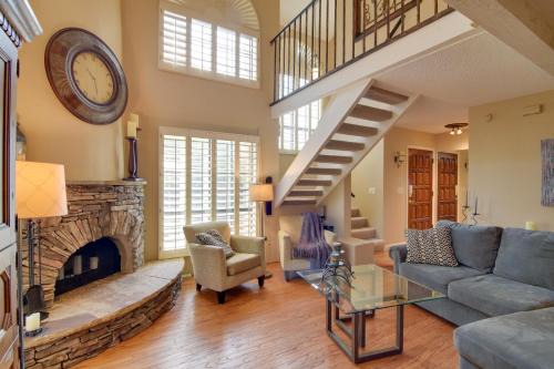 North Mountain House | North Phoenix Gem w/Courtyard & Pool Access