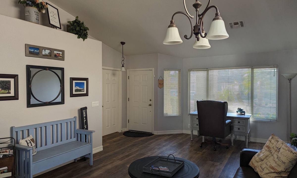 Gilbert House | Now offering 3 bedrooms at quiet home next to Freestone Park & downtown Gilbert!