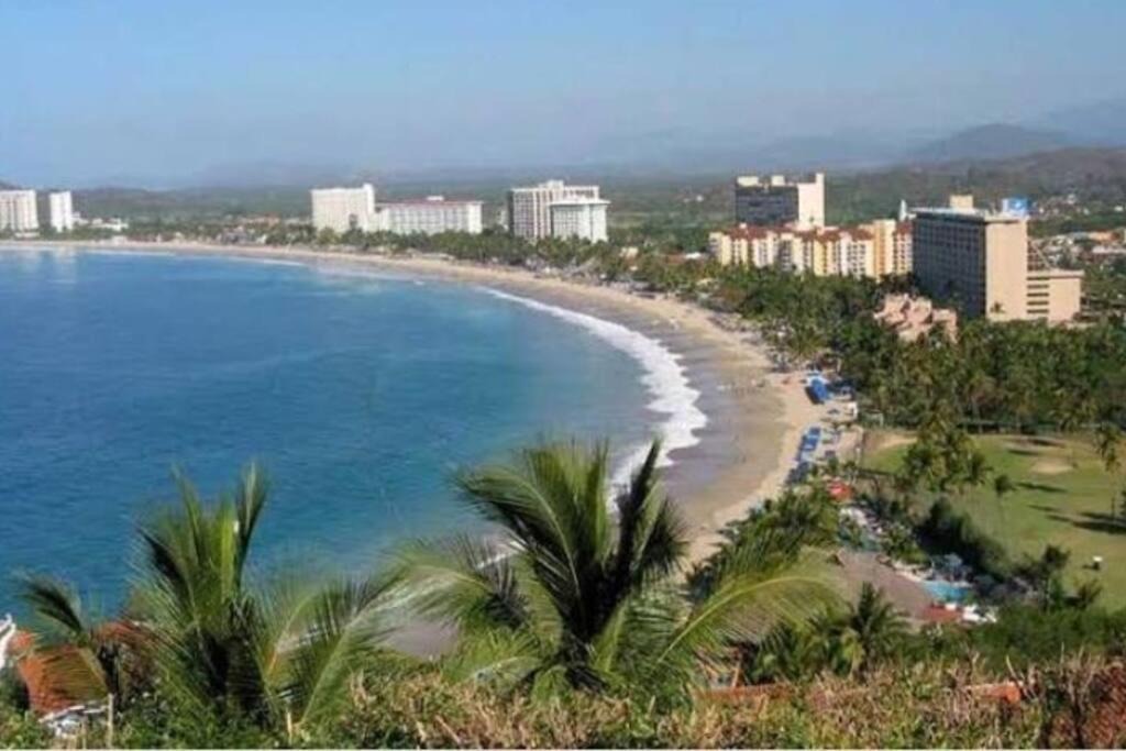Ixtapa House | Nuestra casa es tu casa bienvenidos viajeros