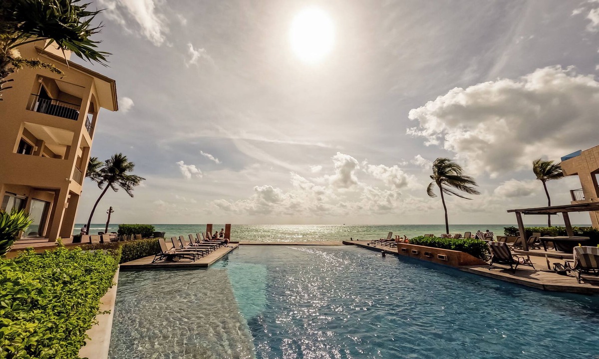 12th Street Condo | Ocean ElegancenContemporary Beachfront Escape at El Faro Resort Living