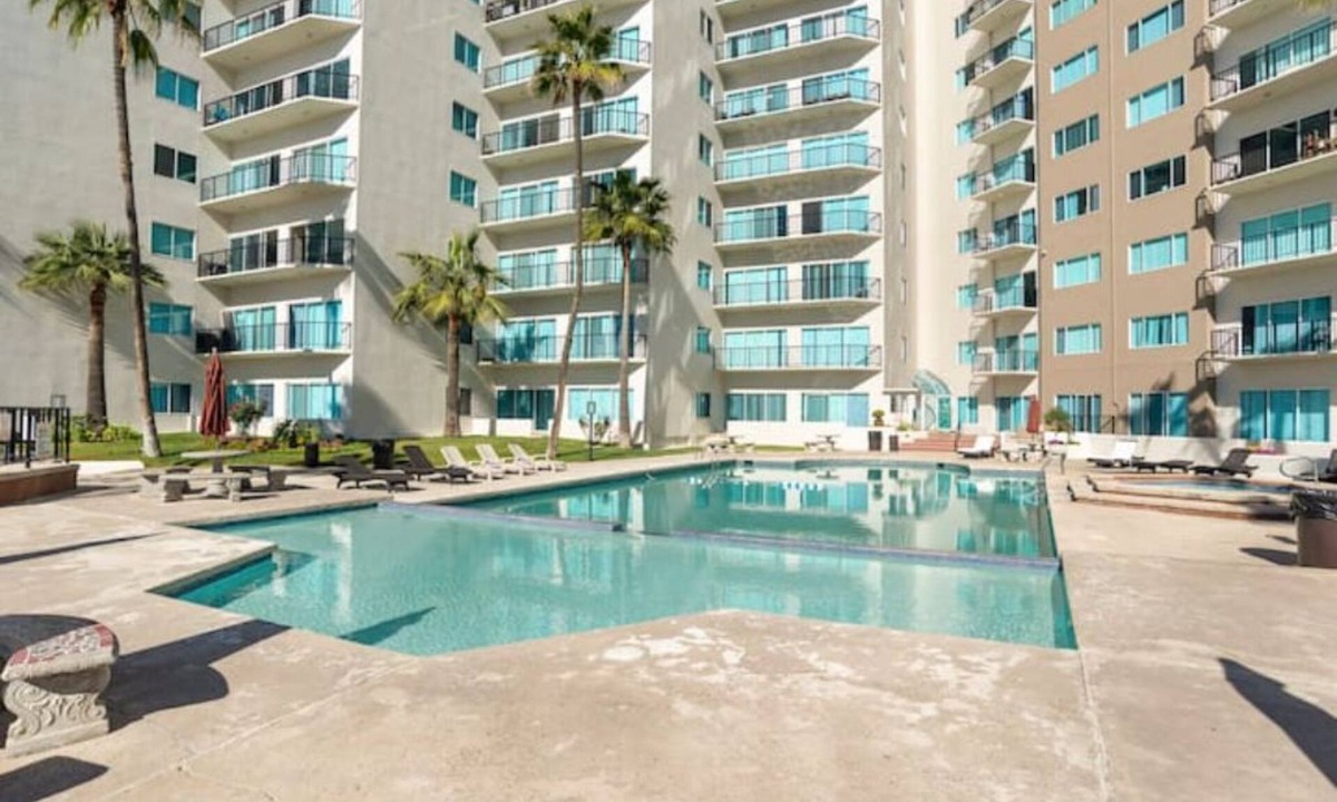 Centro Playas House | Oceana Casa del Mar 1st floor Beach Condo