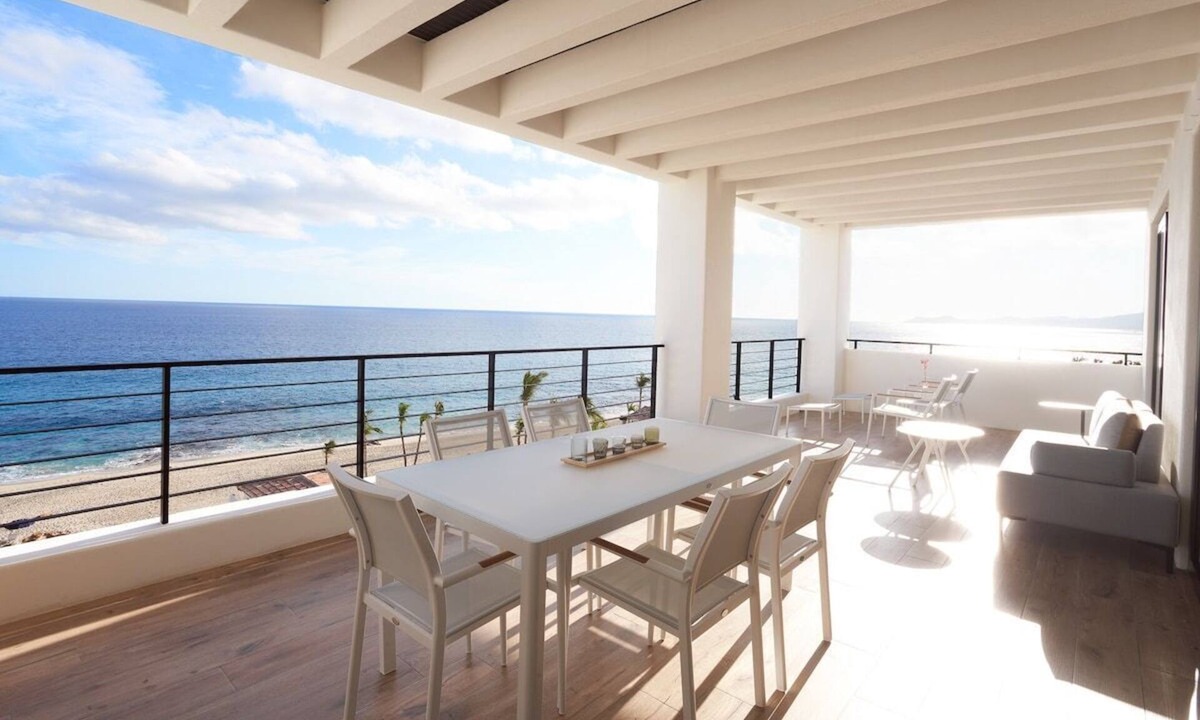 Chula Vista Apartment | Oceanfront 3bd Penthouse with breathtaking views