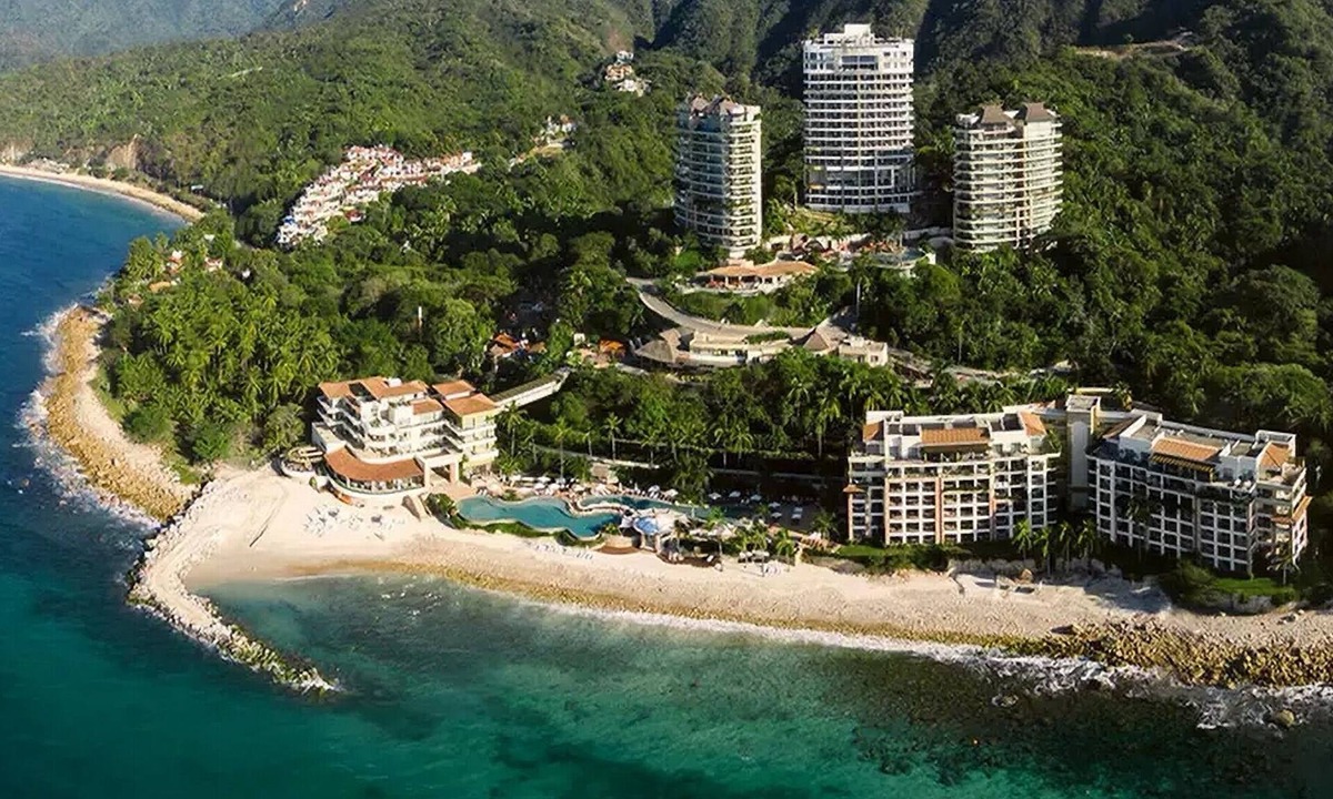 South Shore Hotel Area Resort | Oceanfront 3BR Prime PH 5 Star Garza Blanca Resort Easter/Christmas 2026 & more!
