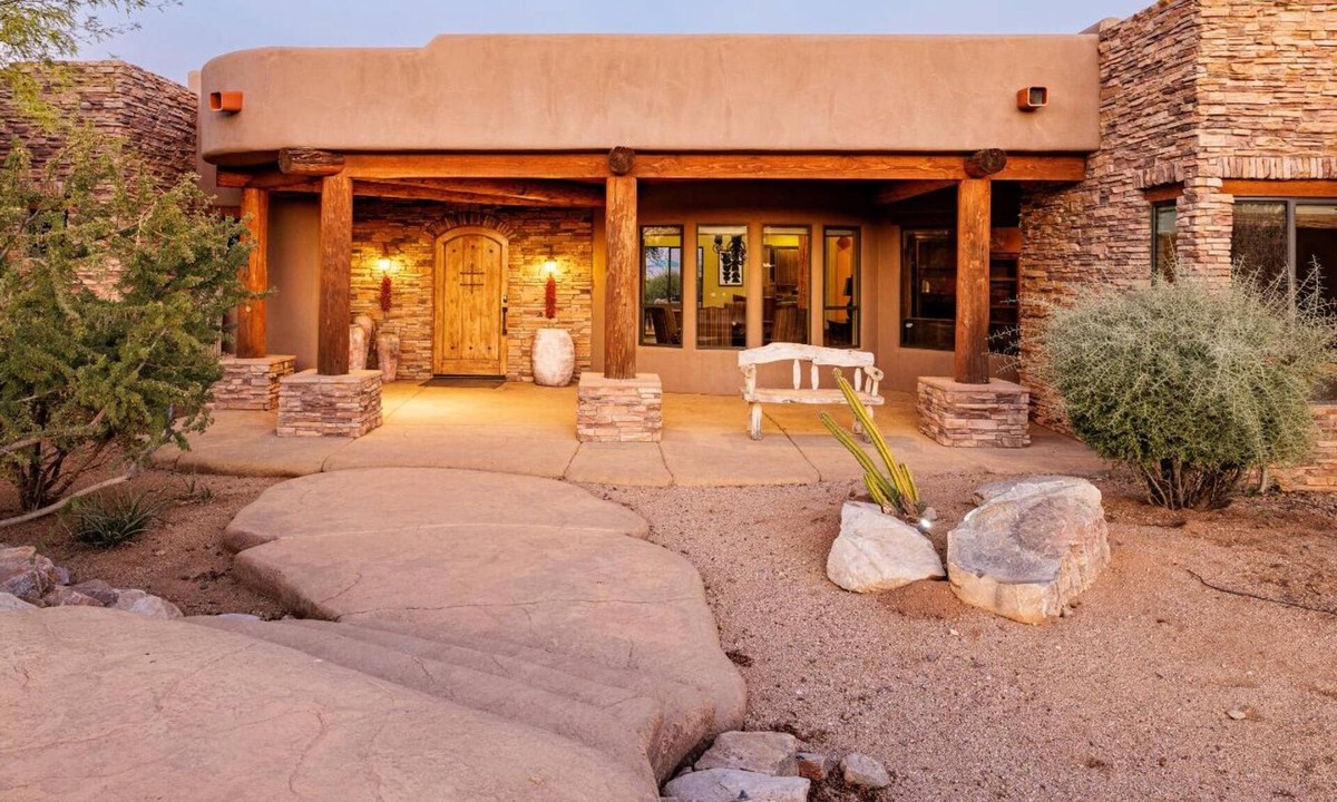 Sunrise Desert Vistas House | Ocotillo Hills by LuxeKey | Southwest Retreat w/2 Casitas & Pool