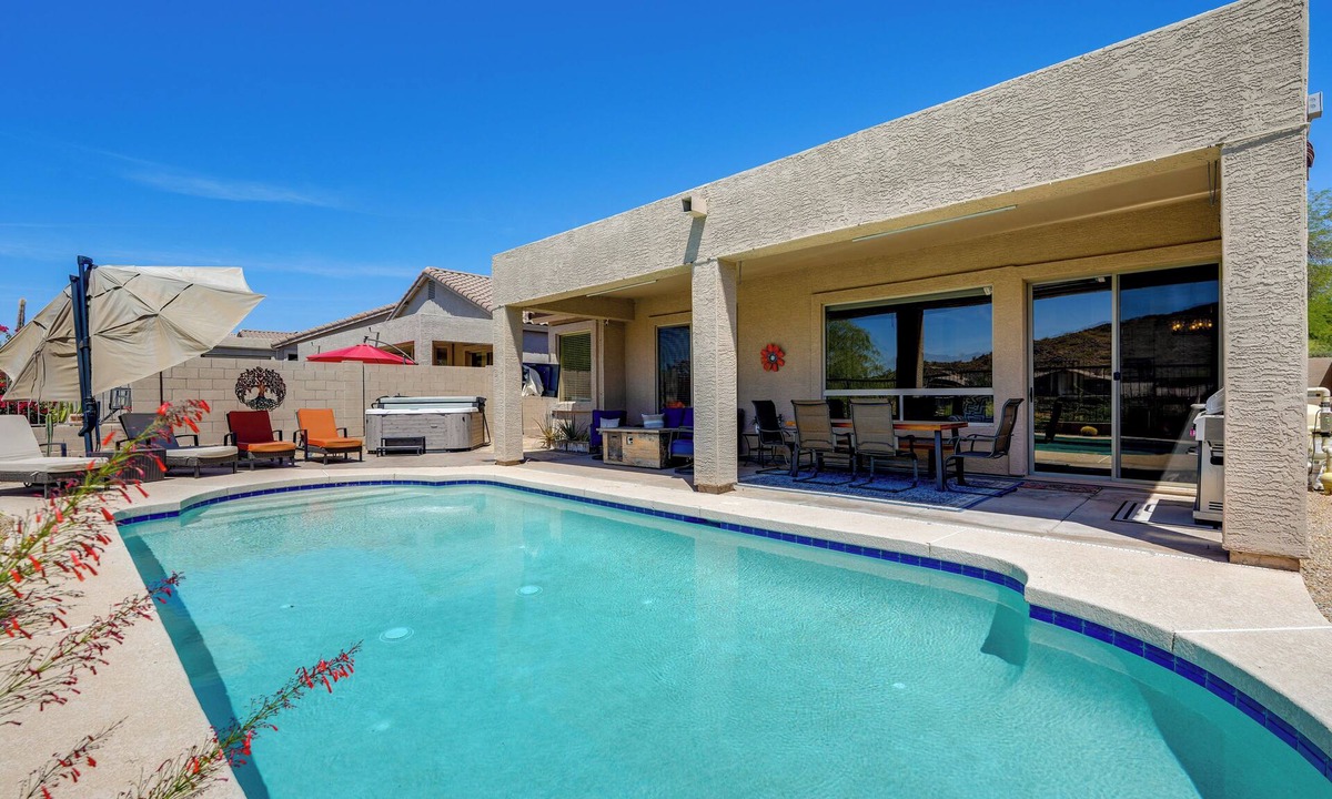 Las Sendas House | On Fairway! Home w/Private Hot Tub & Pool in Mesa