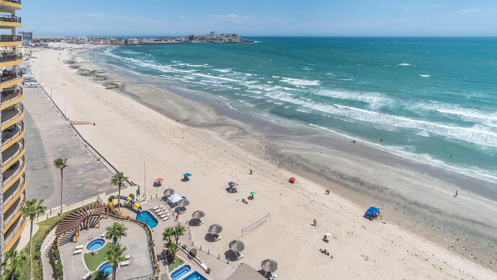 Bella Vista House | Once Upon A Tide Spacious Charming Ocean Front Condo