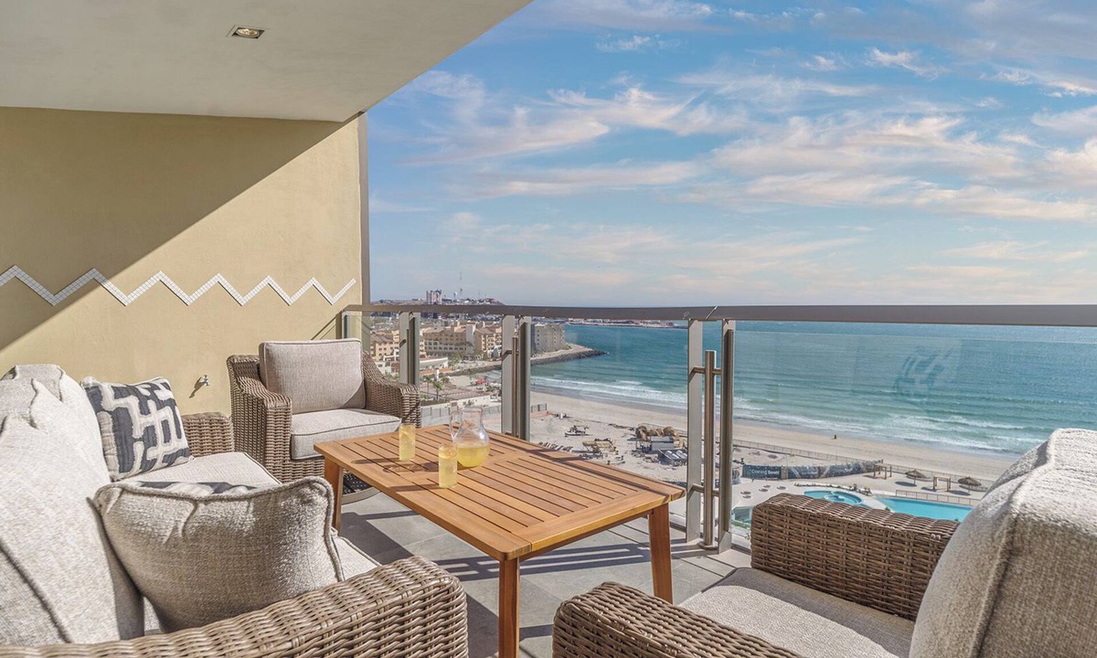 Bella Vista Condo | One 902 Full– Luxury Oceanfront Condo with Stunning Views