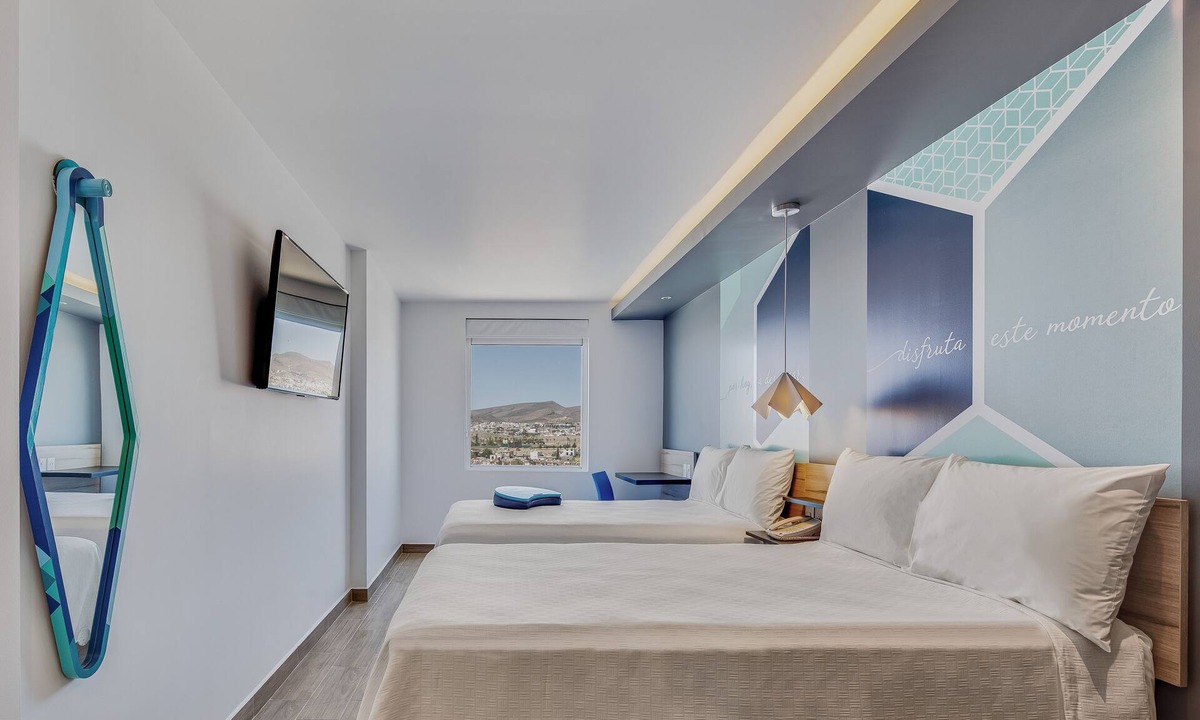 Zona Dorada Hotel | One Mazatlán