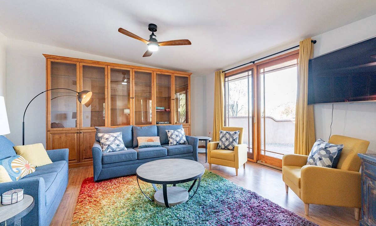 Suffolk Hills House | ORO VALLEY-NW TUCSON GUEST HOME - OVER 1200 SQ FT! GATED PROPERTY.