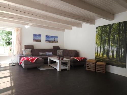 Boren House | Ostwind
