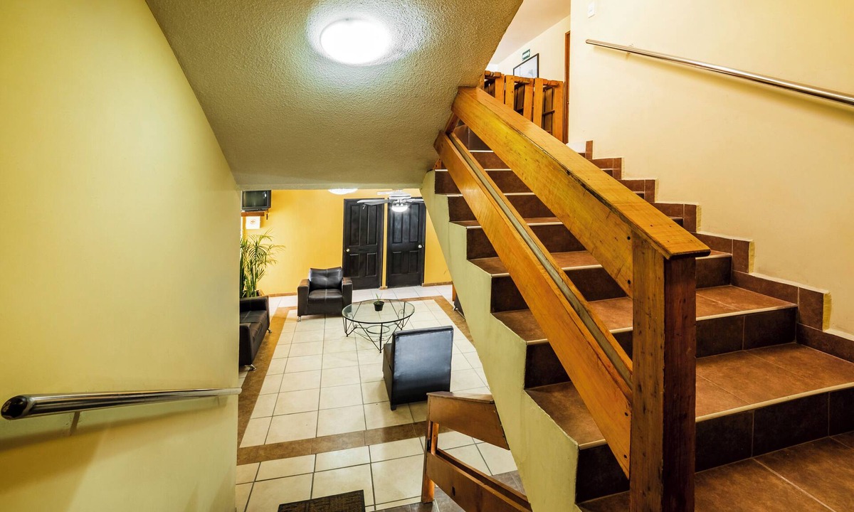 San Luis Potosi Hotel | OYO Hotel Bugambilia San Luis Potosi