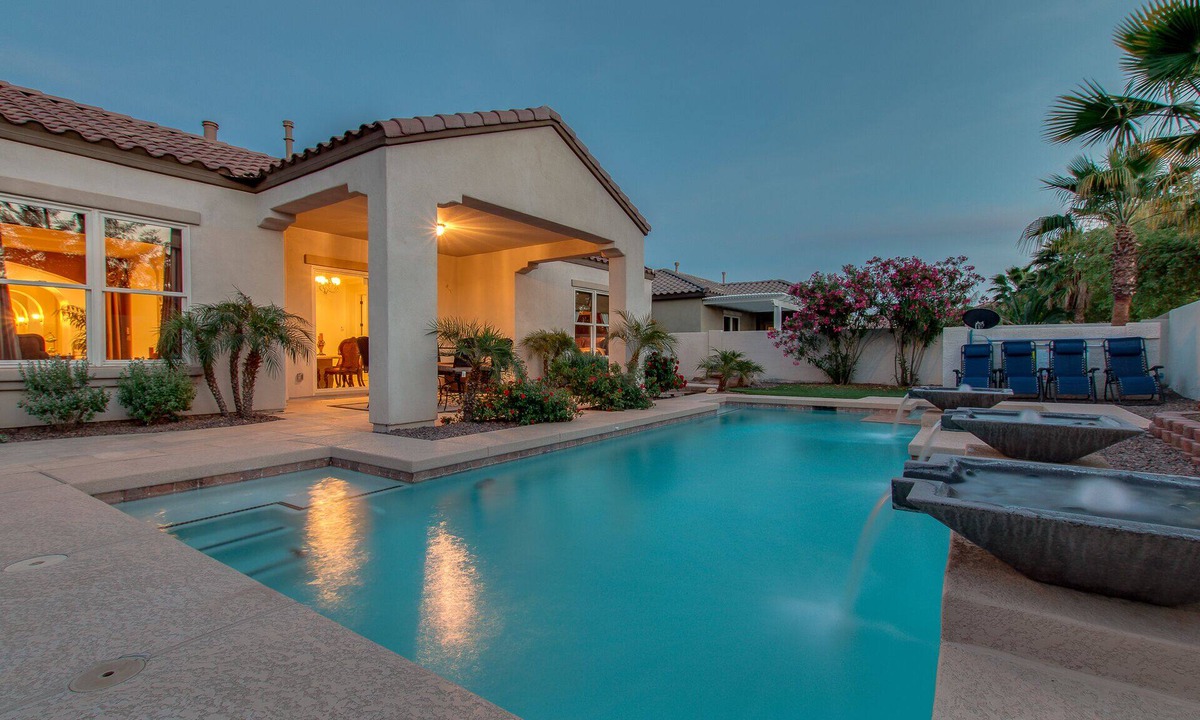 Waddell House | ⭐~PALAZZO TOSCANO~HEATED POOL/SPA~7BR*/4BA~UP TO 14 BEDS~USTA~GOLF~NASCAR~