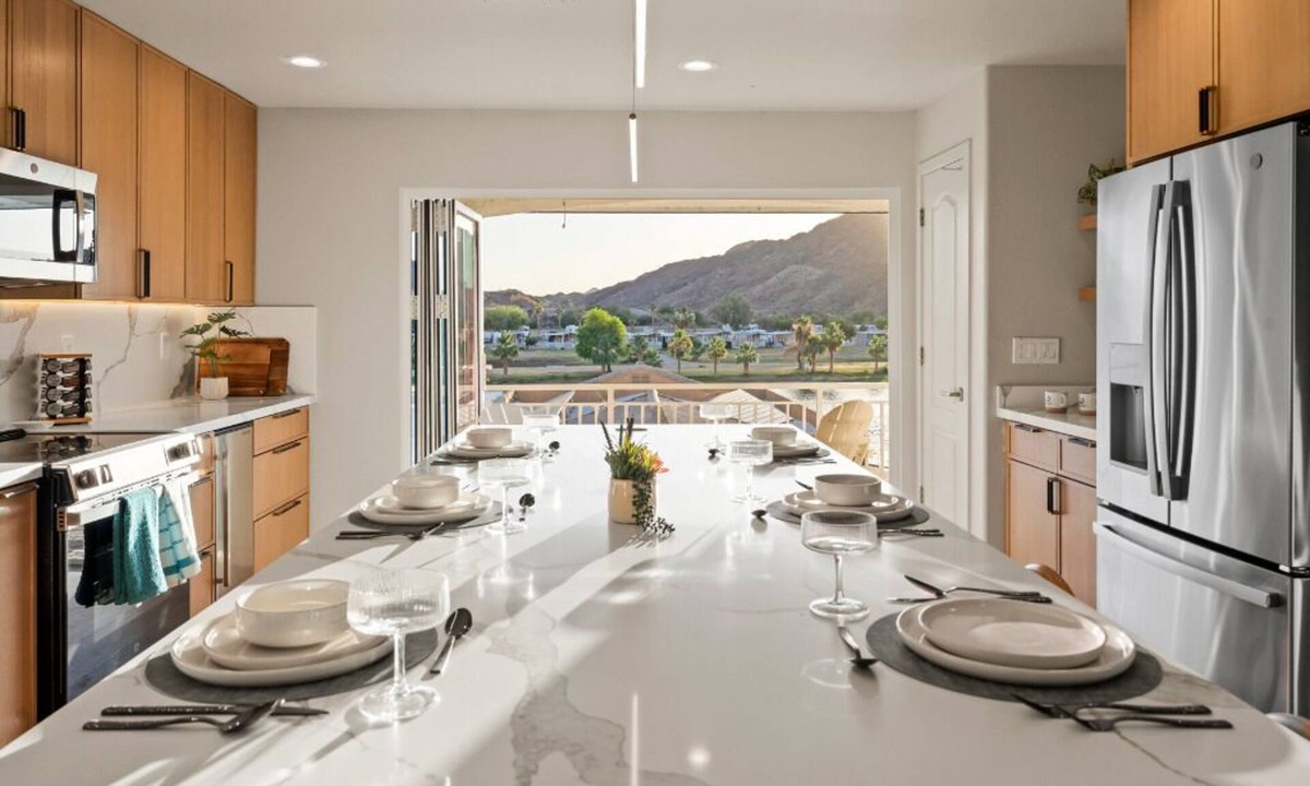 Parker Strip House | Palm 2 - River Views, Private Dock & Boat Launch