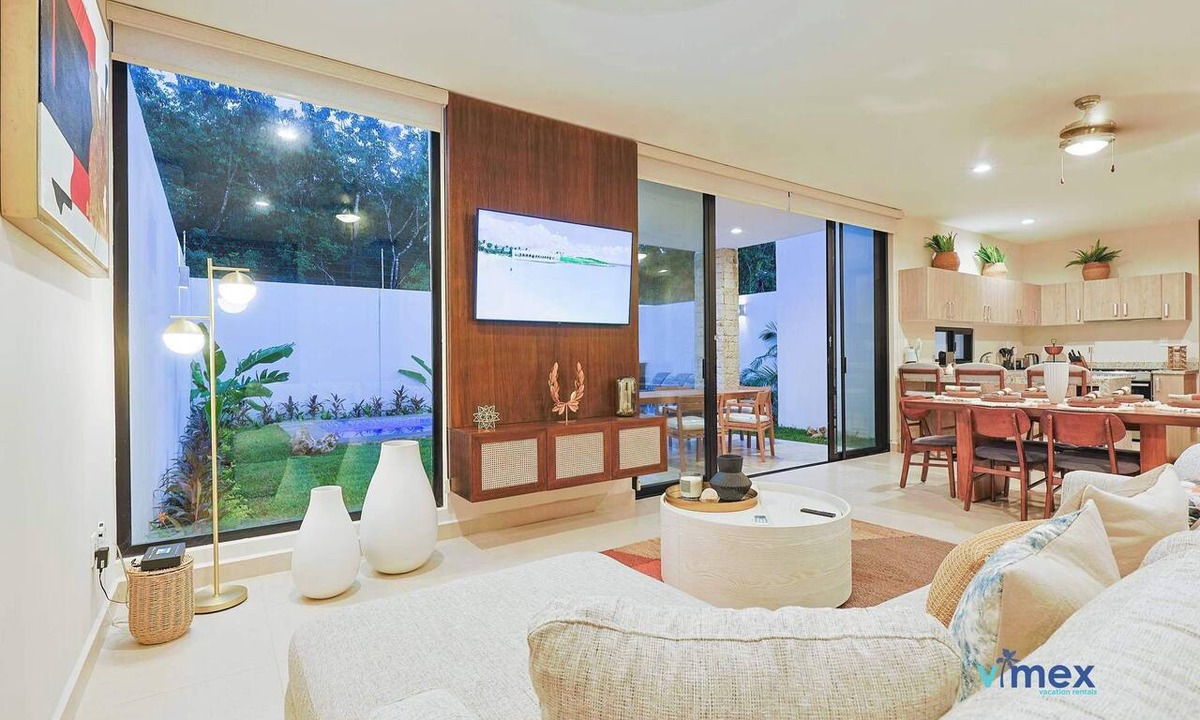 Playa del Carmen House | Palmara Townhouse, Pool, Gym, BBQ & Paddle Court