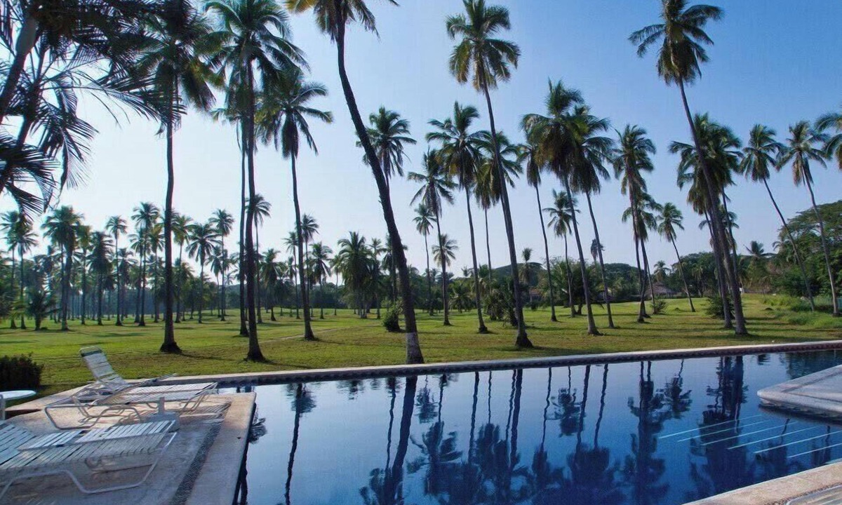 Ixtapa Villa | Paracana 4 Bedroom Golf Course Villa