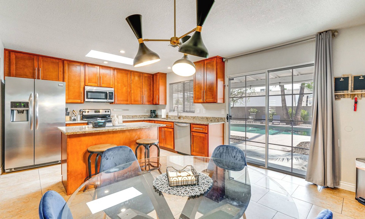 Paradise Valley Village House | Paradise Valley Home ~ 2 Mi to Lookout Mountain!