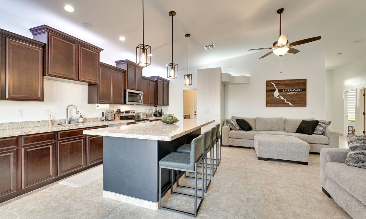 Lake Havasu City House | Patio & Grill: Family-Friendly Lake Havasu Home