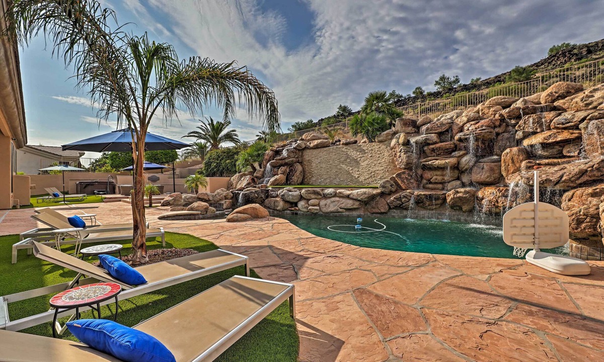 Pinnacle Hill House | Patio, Playground! Glendale Family Gem Near Golf