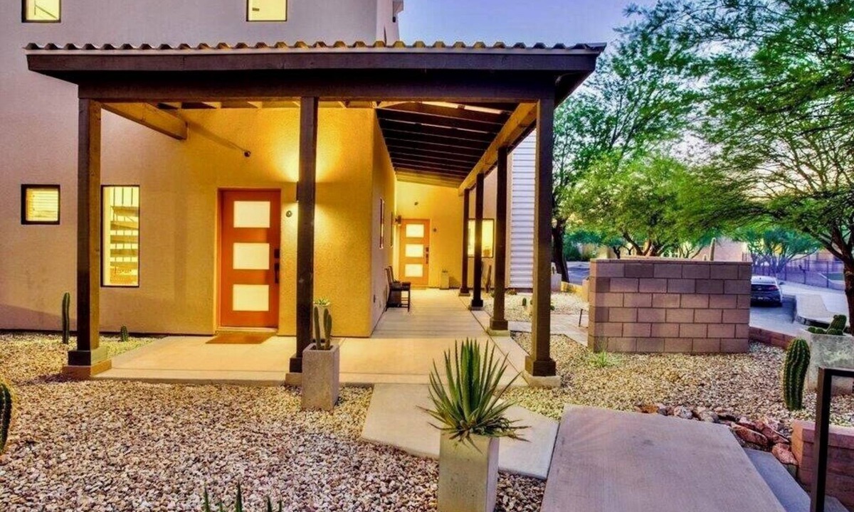 Civano House | Peaceful 1BR Tree-Lined Modern Hideaway