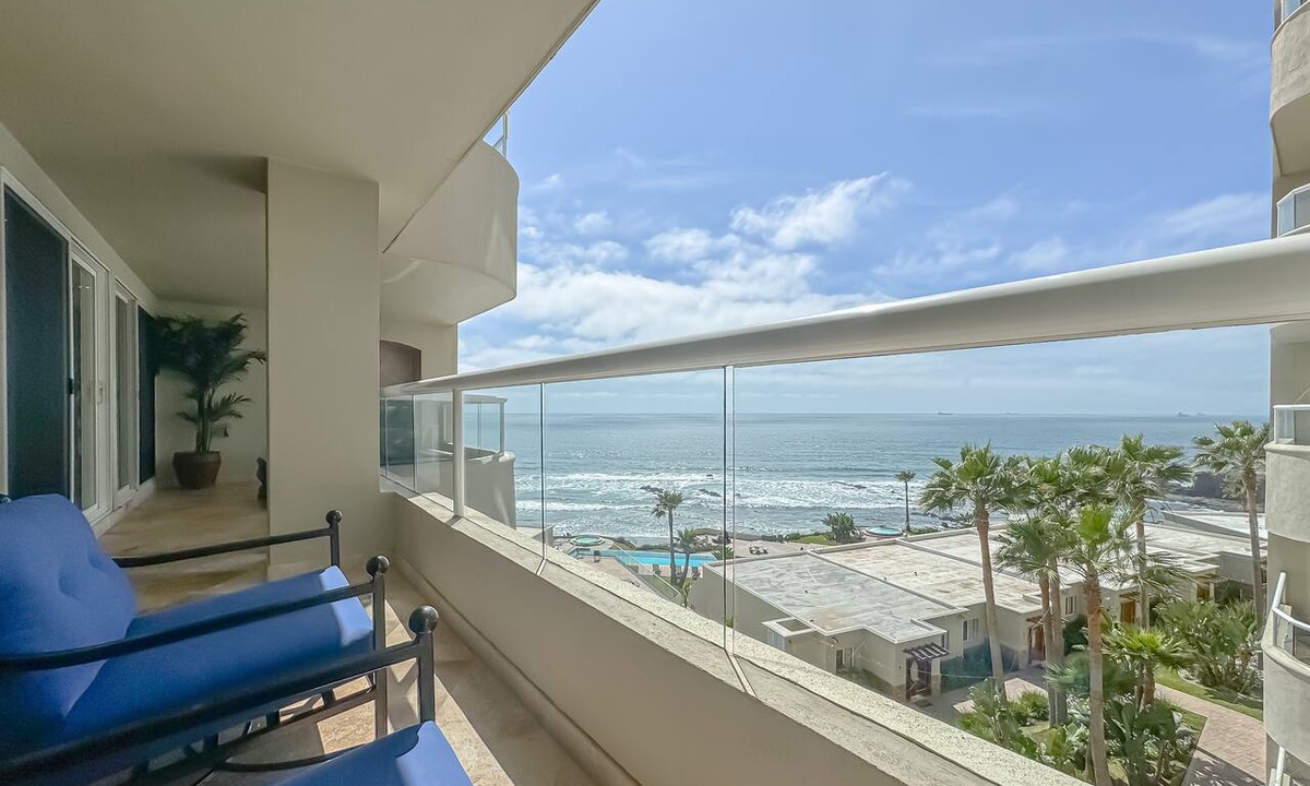 Playa Encantada Condo | Peaceful-LaJollaDelMar-BeachAccess-4thFLR-Rosarito