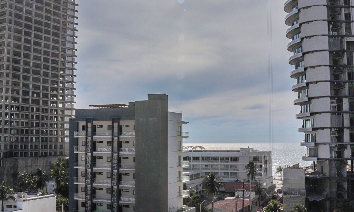 Mazatlan Apartment | Penthouse 2 blocks from the Malecon + Swimming Pool