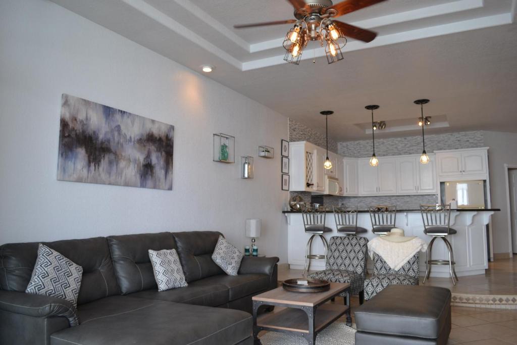 Rosarito House | Penthouse Living Panoramic Views